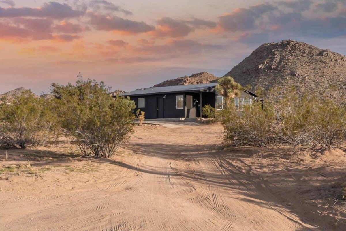 Sacred Haven L Cabin W Cowboy Pool At Park Entrance Джошуа-Три Экстерьер фото